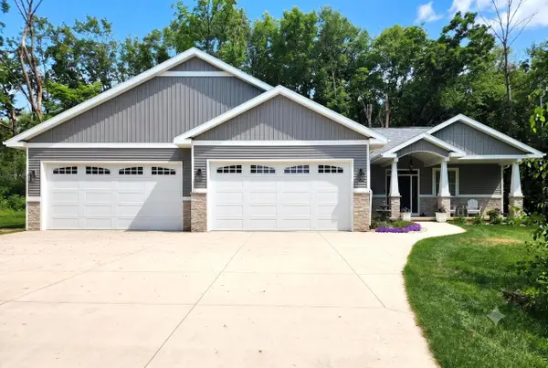 S7683 Lucille Lane, Merrimac, WI 53561