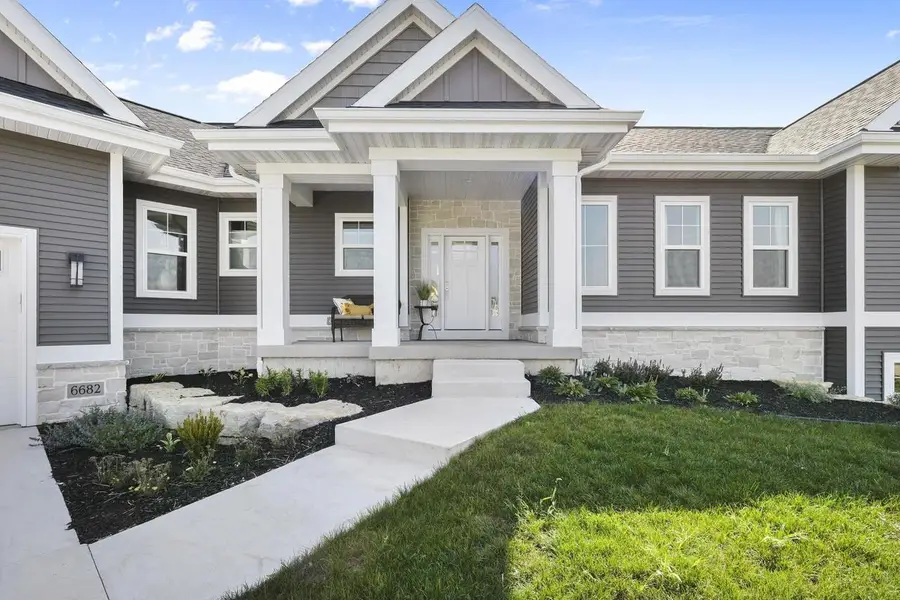 6682 Morning Dew Lane, Sun Prairie, WI 53590 - #3