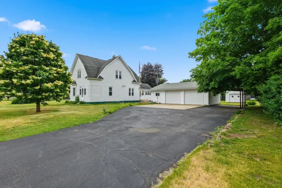 106 S 7th Street, Avoca, WI 53506 - #3