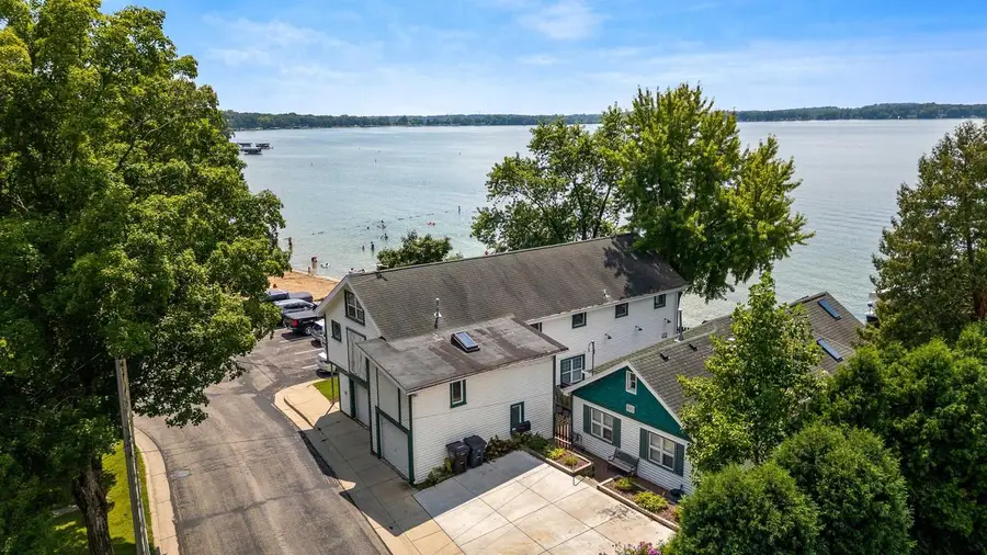 123 S Ferry Drive, Lake Mills, WI 53551 - #2