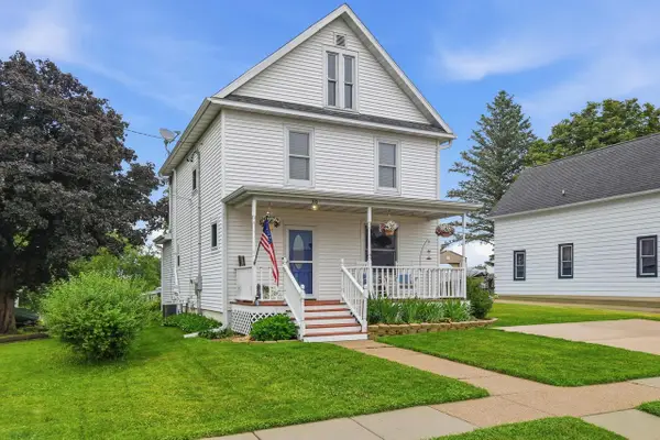 310 N Grove Street, Barneveld, WI 53507