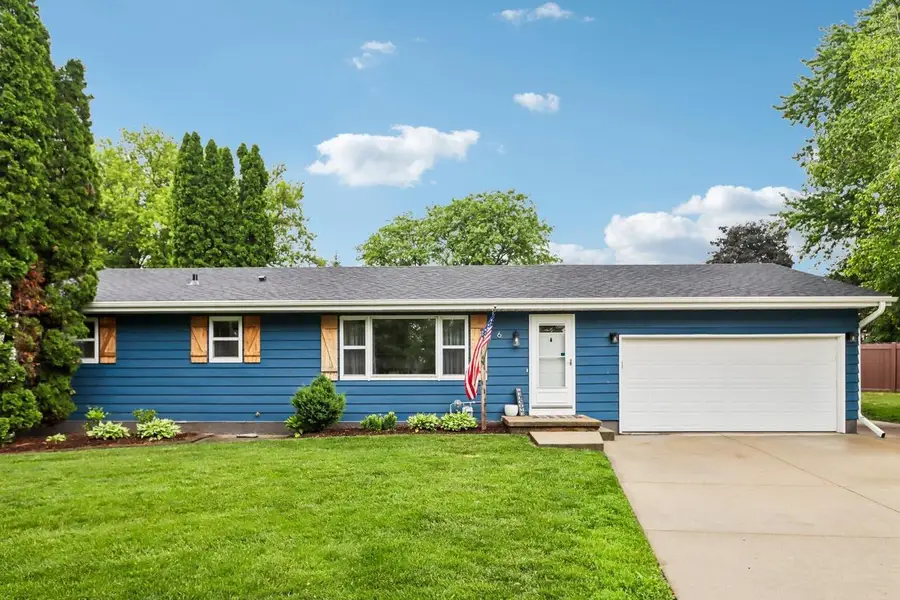 6 Green Ridge Court, Madison, WI 53704 - #2