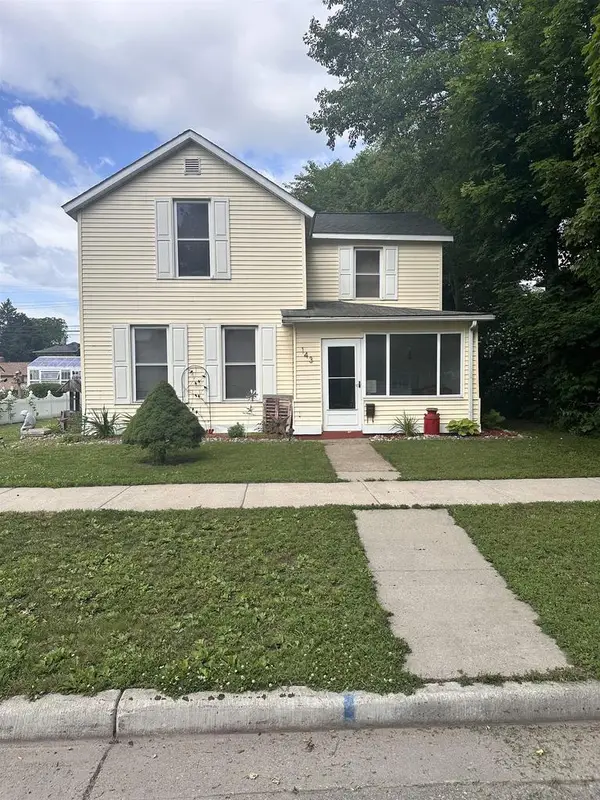 143 N Michigan Street, Prairie Du Chien, WI 53821