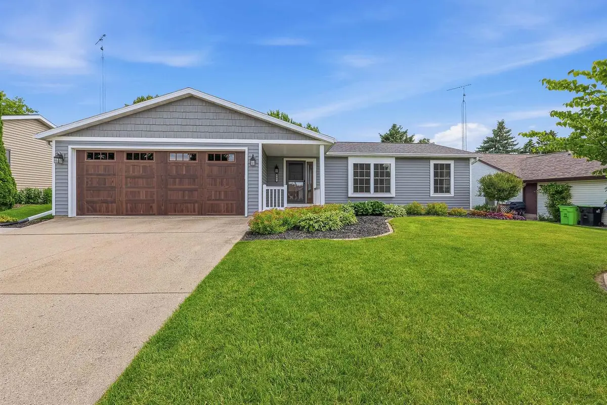 405 Eilbes Avenue, Beaver Dam, WI 53916 - #1