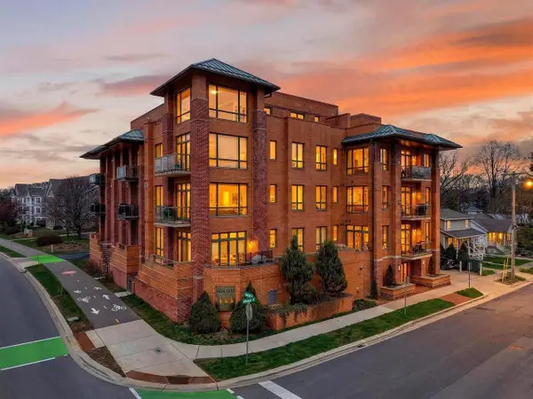3502 Dennett Drive #401, Madison, WI 53714
