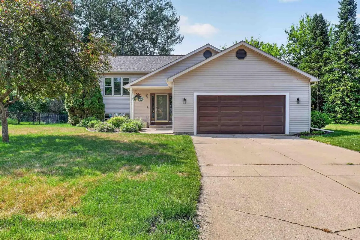 753 Walker Way, Edgerton, WI 53534 - #1
