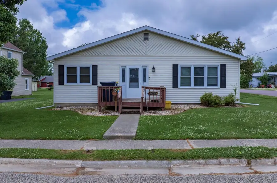 1313 2nd Main Street, Elroy, WI 53929 - #2