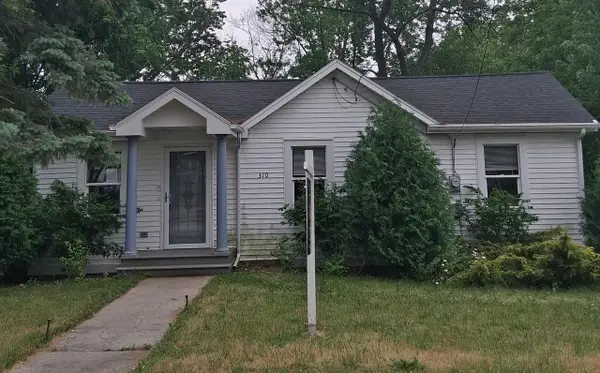 310 Hickory Street, Pewaukee, WI 53072