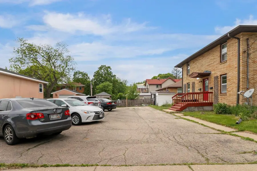 430 Oak Street, Madison, WI 53704 - #2