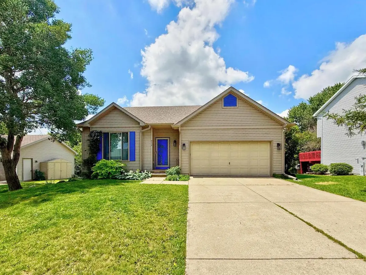 932 Vista Ridge Drive, Mount Horeb, WI 53572 - #1