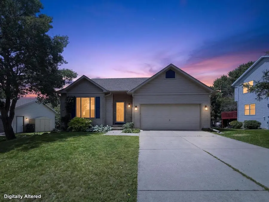 932 Vista Ridge Drive, Mount Horeb, WI 53572 - #2