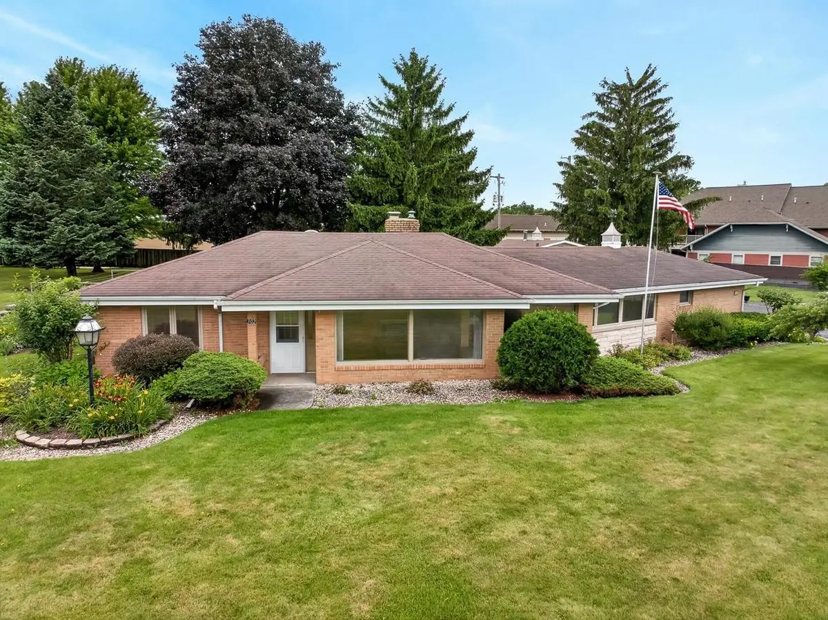 302 S Franklin Street, Verona, WI 53593 - #1