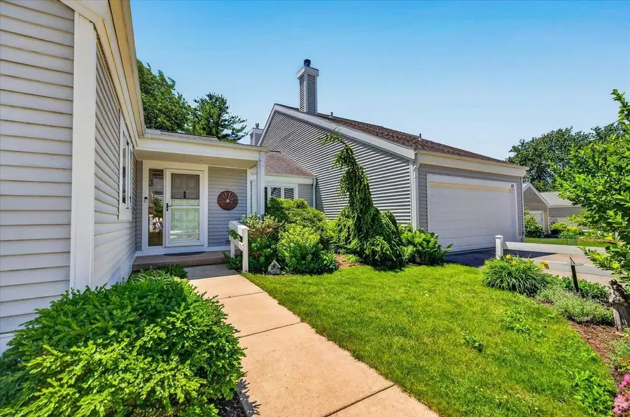 15 Oak Creek Trail, Madison, WI 53717 - #2