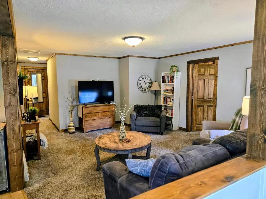 1326 Gartland Avenue, Janesville, WI 53548 - #3