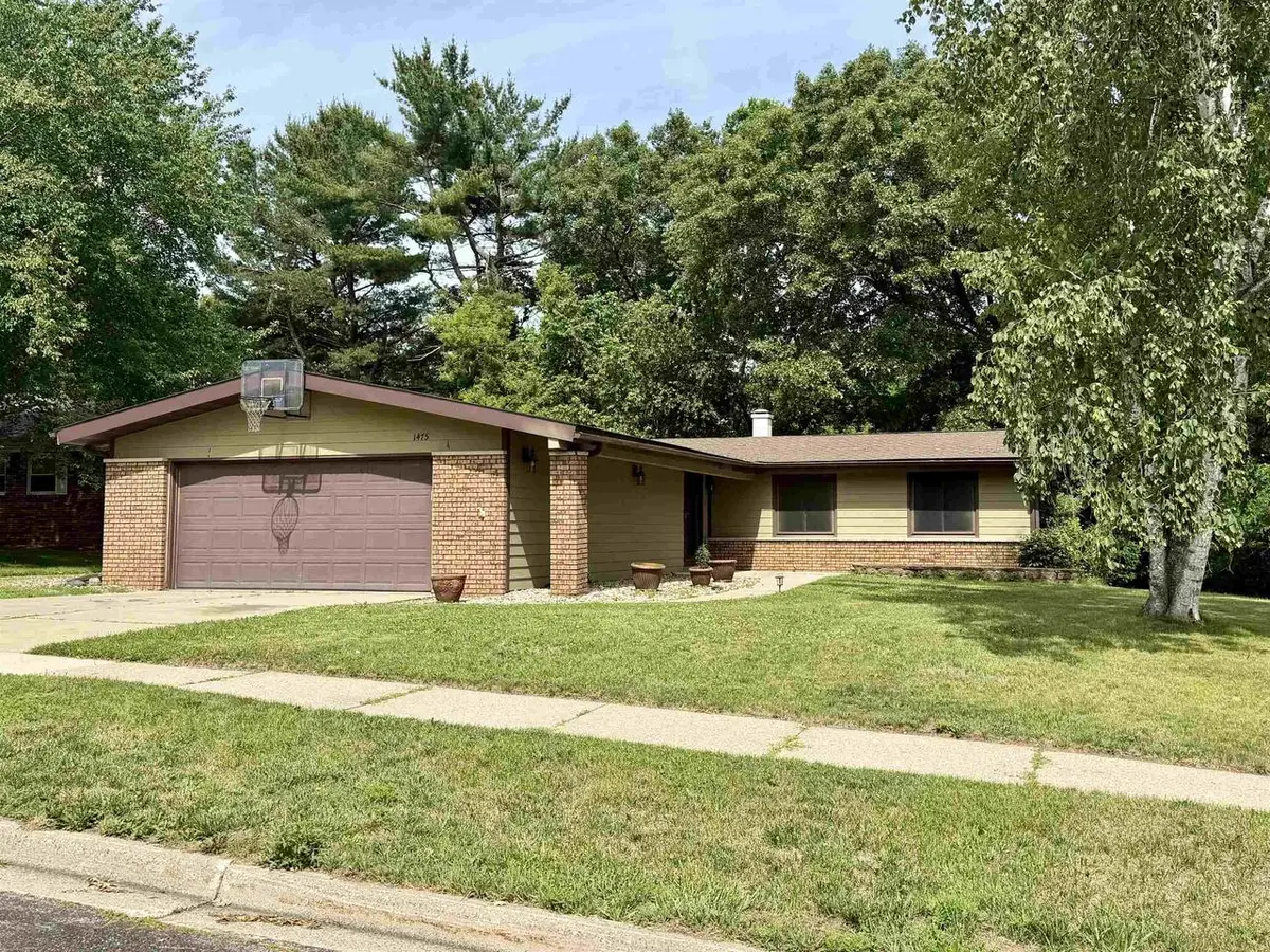 1475 Pineview Drive, Reedsburg, WI 53959 - #1