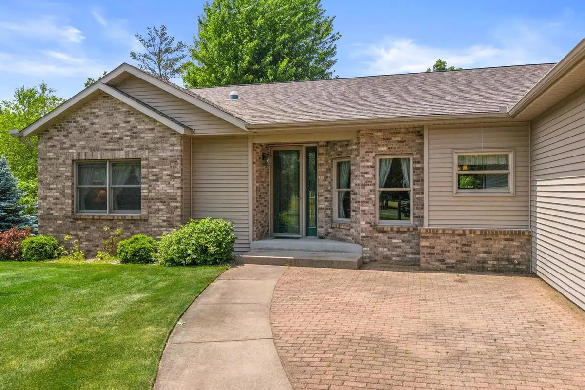 1360 Sawgrass Drive, Nekoosa, WI 54457 - #1