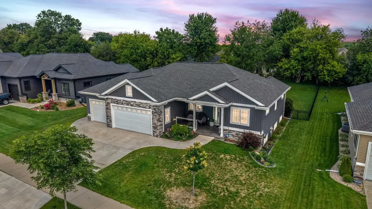 816 Damascus Trail, Cottage Grove, WI 53527 - #1