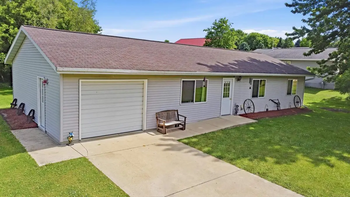 704 Cemetery Road, Wilton, WI 54670 - #1