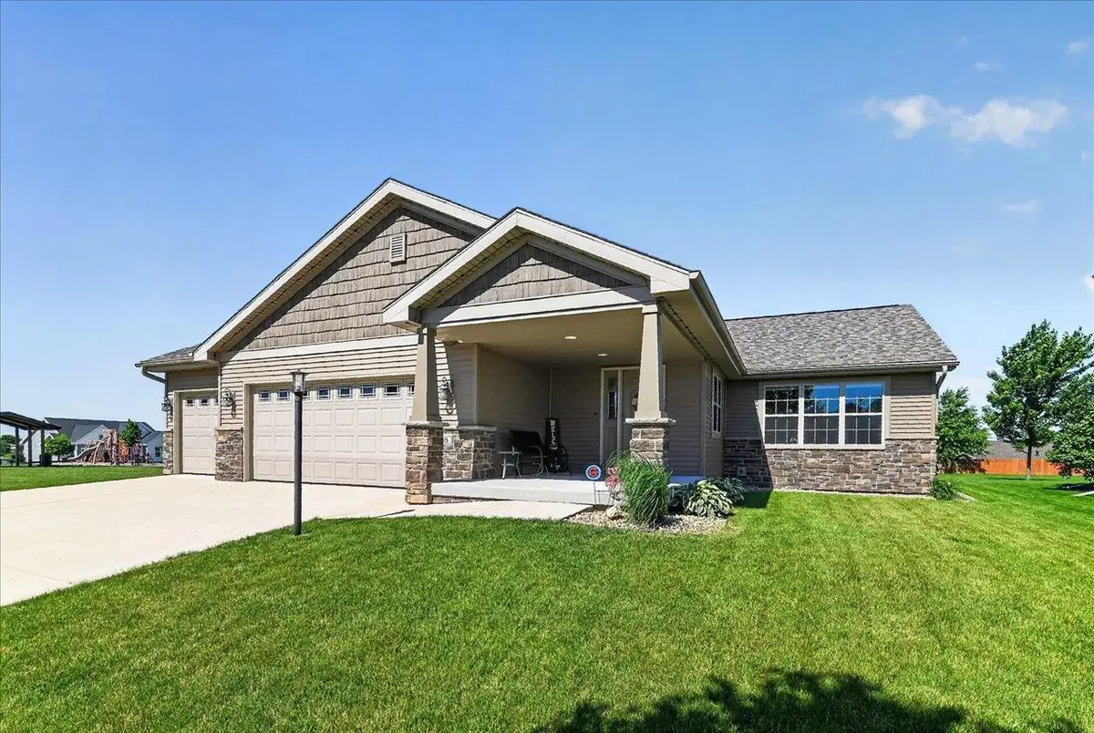 938 Star Gazer Drive, Deforest, WI 53532 - #1