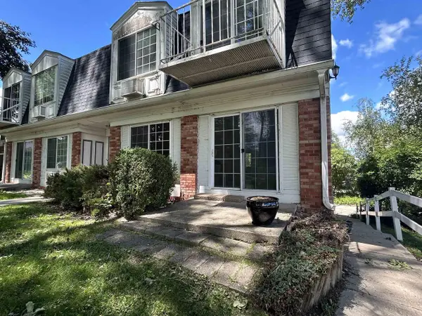 2162 Allen Boulevard #1, Middleton, WI 53562