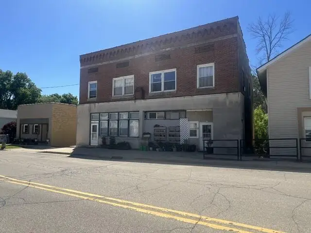537 S Main Street, Fall River, WI 53932 - #3