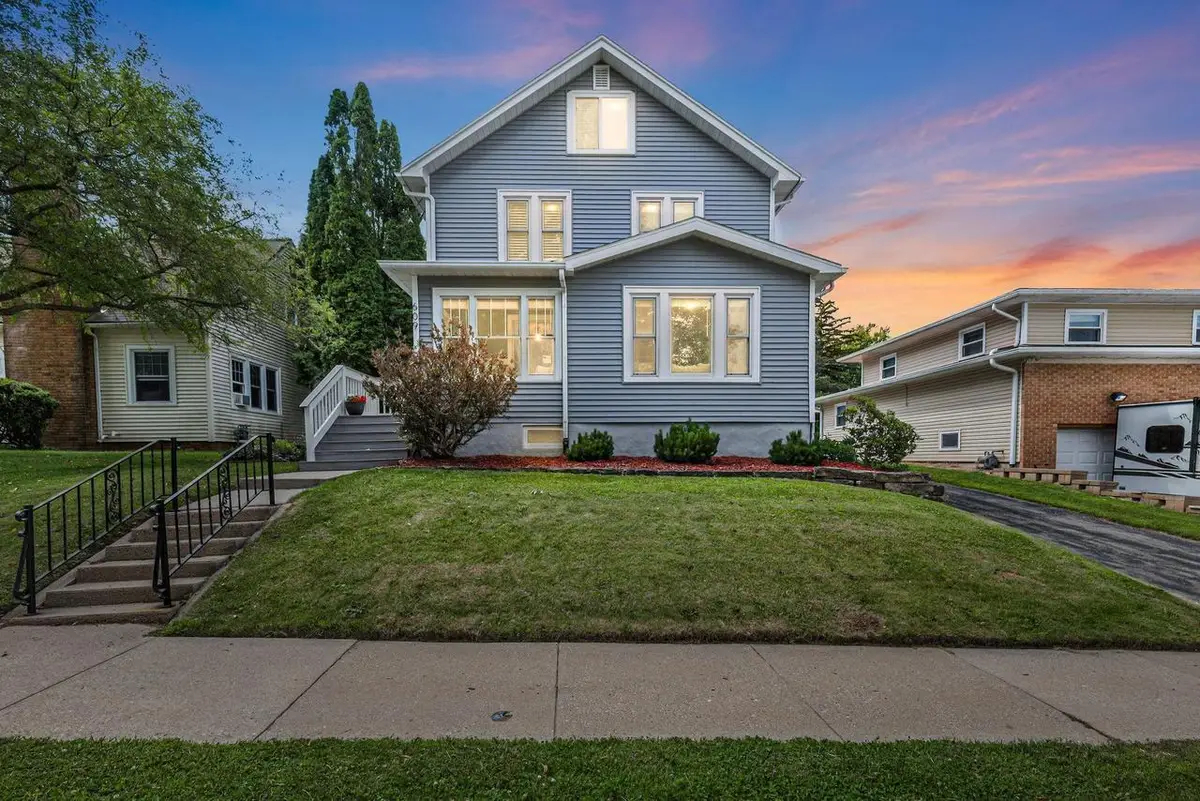 609 Oneida Street, Beaver Dam, WI 53916 - #1