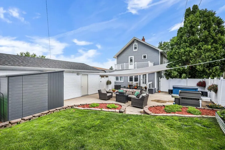 609 Oneida Street, Beaver Dam, WI 53916 - #3