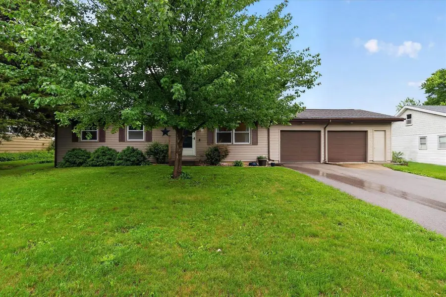 511 Johnson Avenue, Clinton, WI 53525 - #3