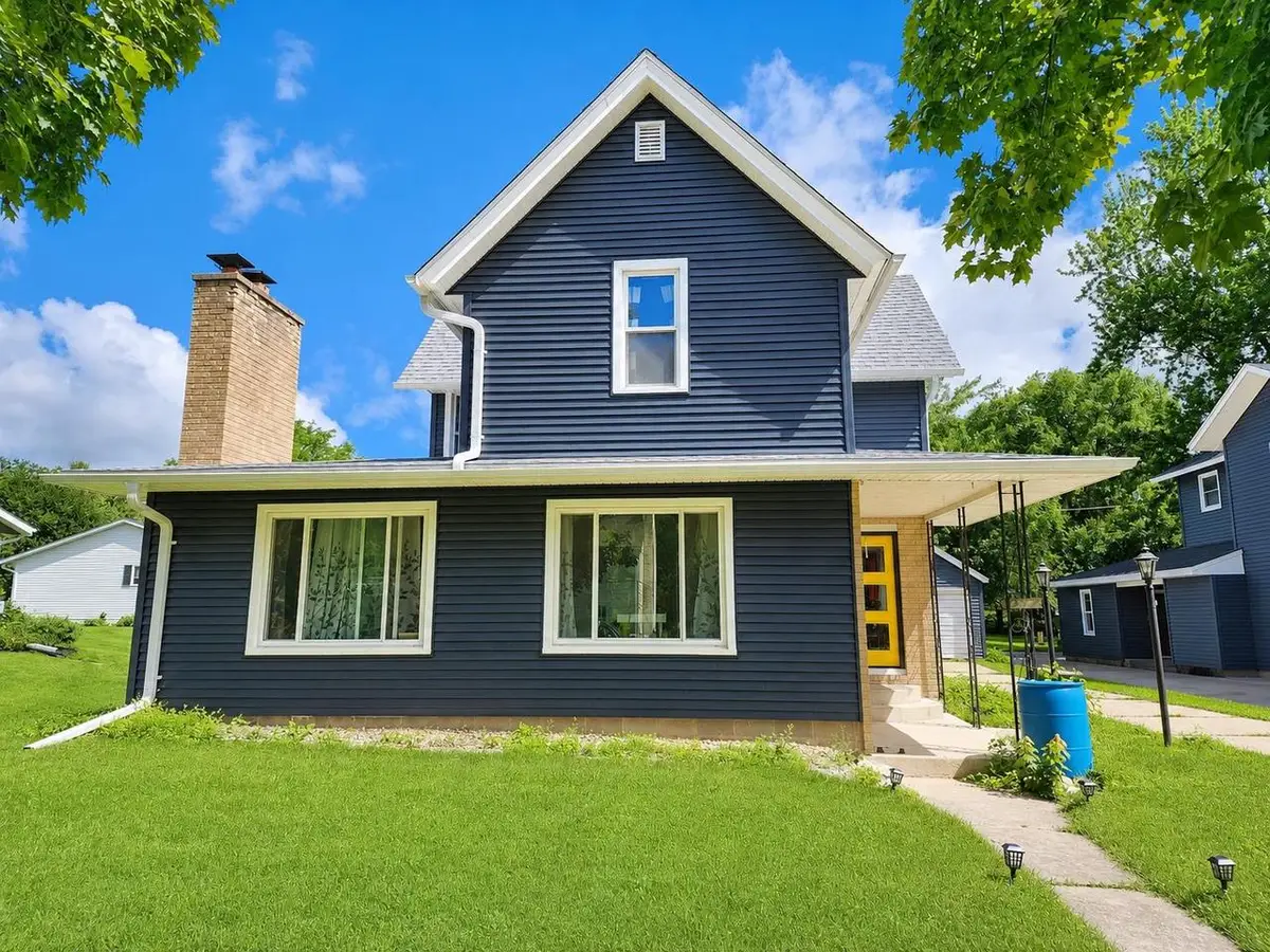 222 Garfield Avenue, Evansville, WI 53536 - #1
