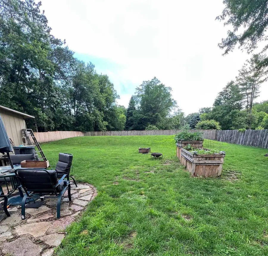 4733 W Oakwood Park Drive, Janesville, WI 53548 - #2