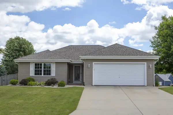 225 Pioneer Drive, Johnson Creek, WI 53038