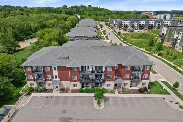 1601 N Windsor Avenue #102, Cottage Grove, WI 53527