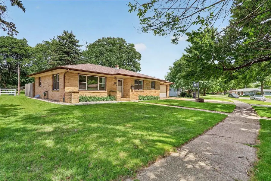 1030 SW Harmony Circle, Janesville, WI 53545 - #2