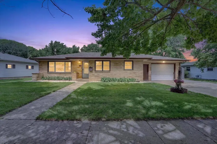 1030 SW Harmony Circle, Janesville, WI 53545 - #3