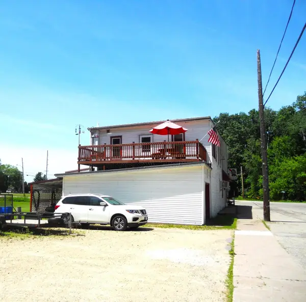 259 W Lohrville Avenue, Redgranite, WI 54970