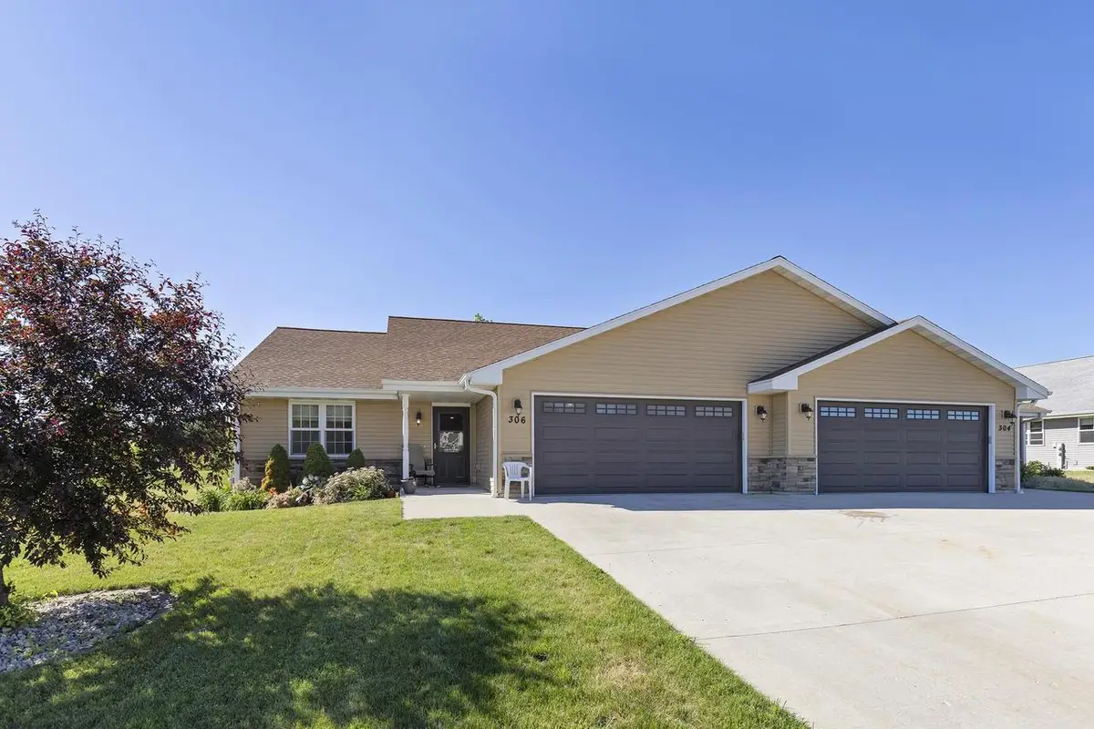 306 E Highland Avenue, Fort Atkinson, WI 53538 - #1