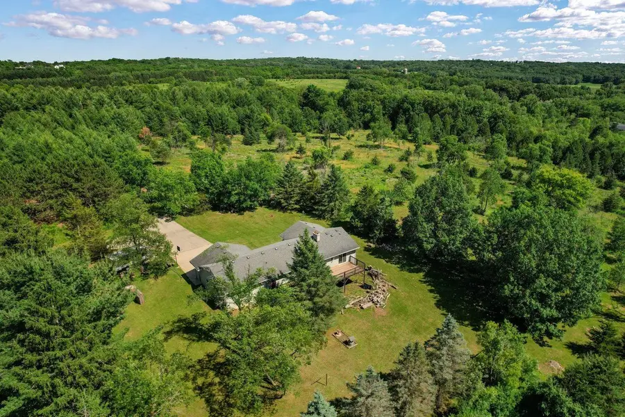 6635 Sunset Drive, Verona, WI 53593 - #3