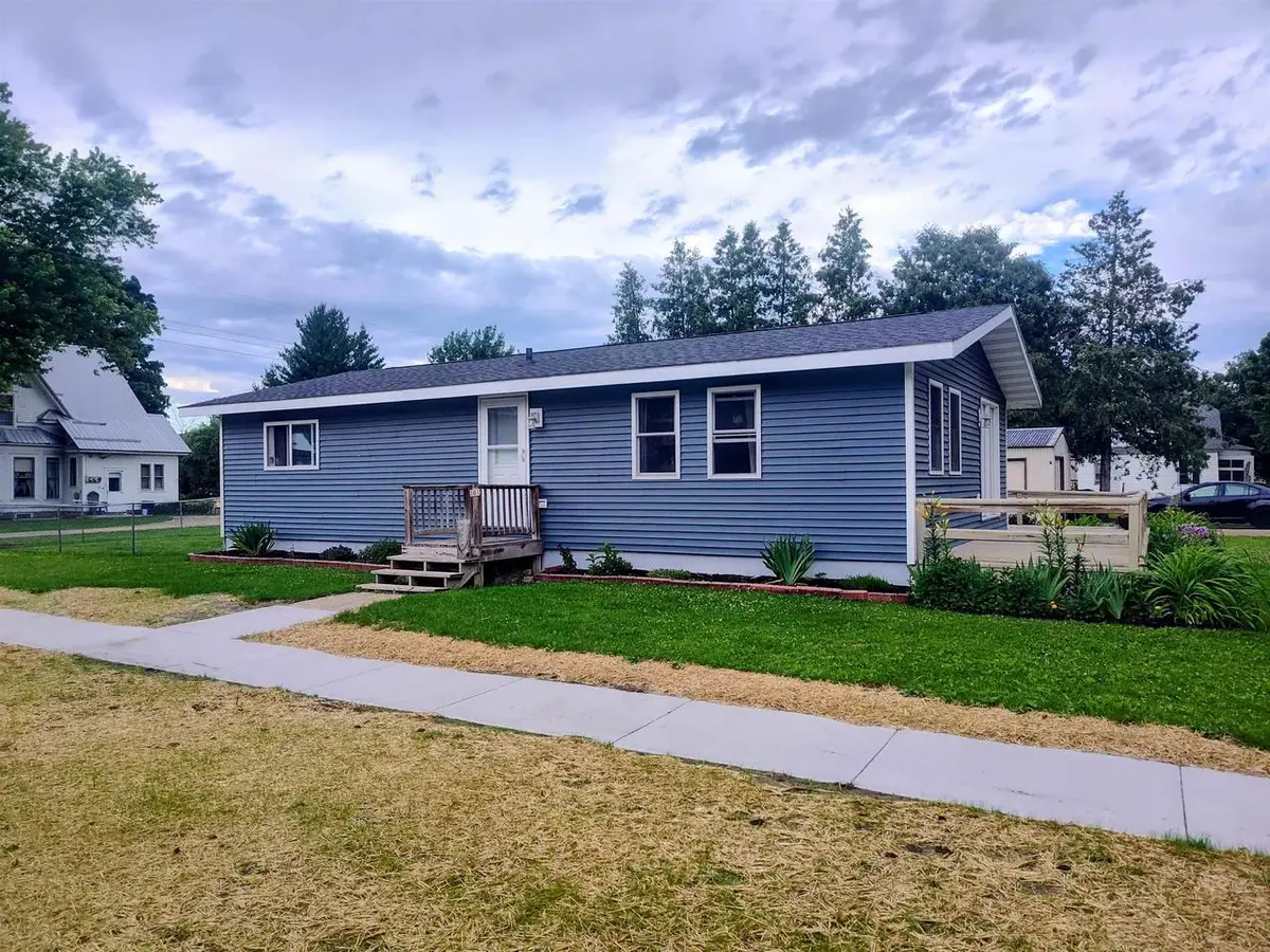 301 Main St Street, Blue River, WI 53518 - #1