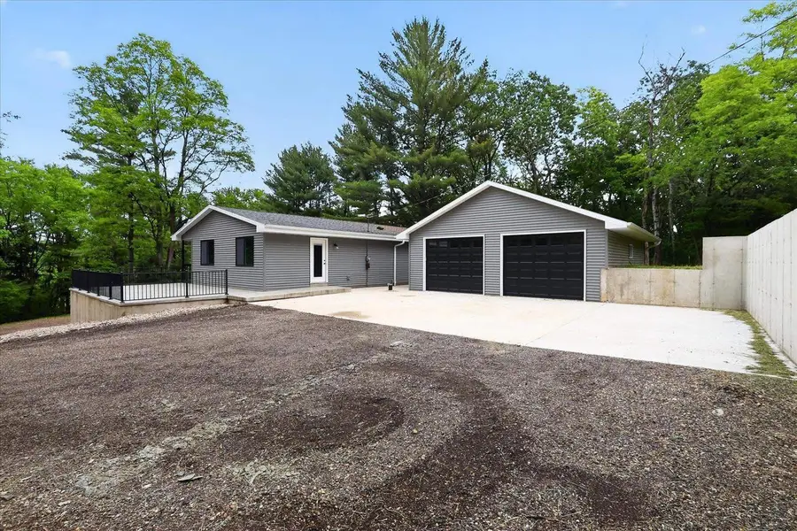 2226 N Britt Road, Janesville, WI 53548 - #2