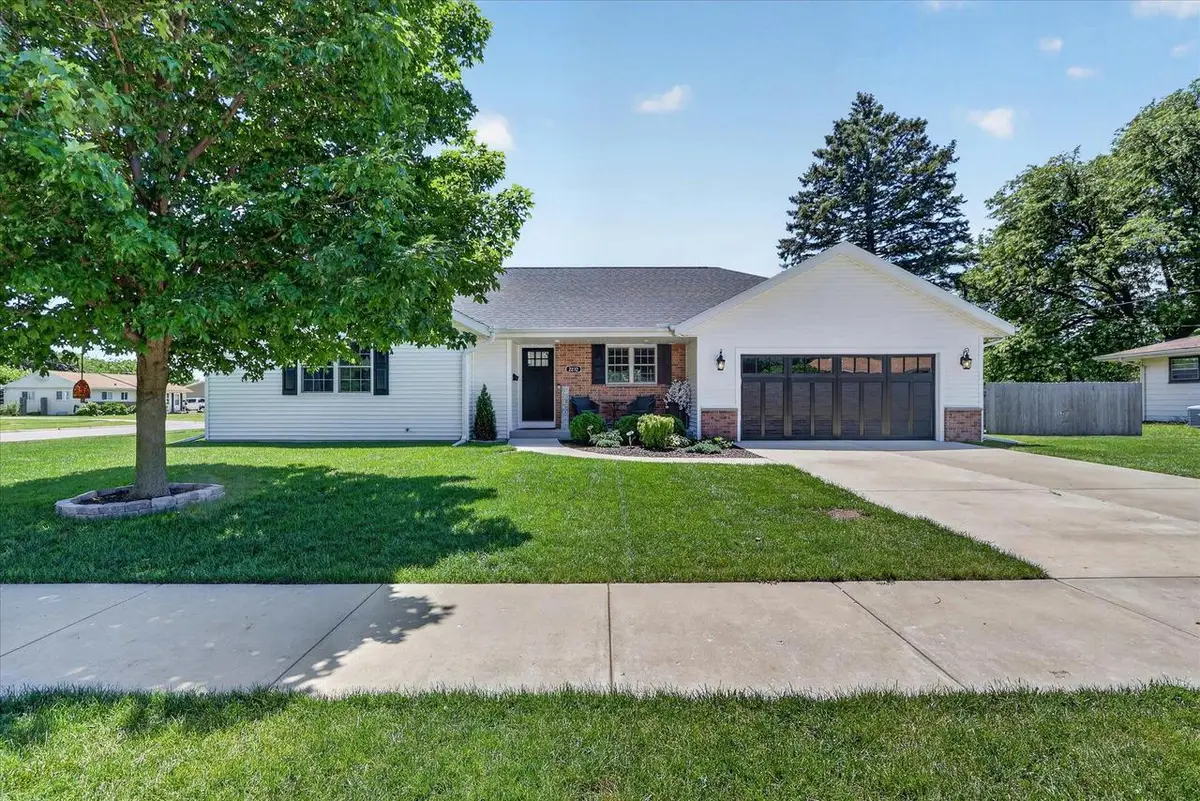 2232 Rutledge Avenue, Janesville, WI 53545 - #1