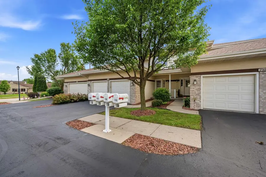 737 Clardell Drive, Sun Prairie, WI 53590 - #3