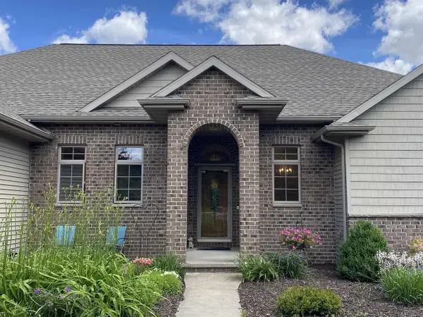 3546 Dekalb Lane, Neenah, WI 54956