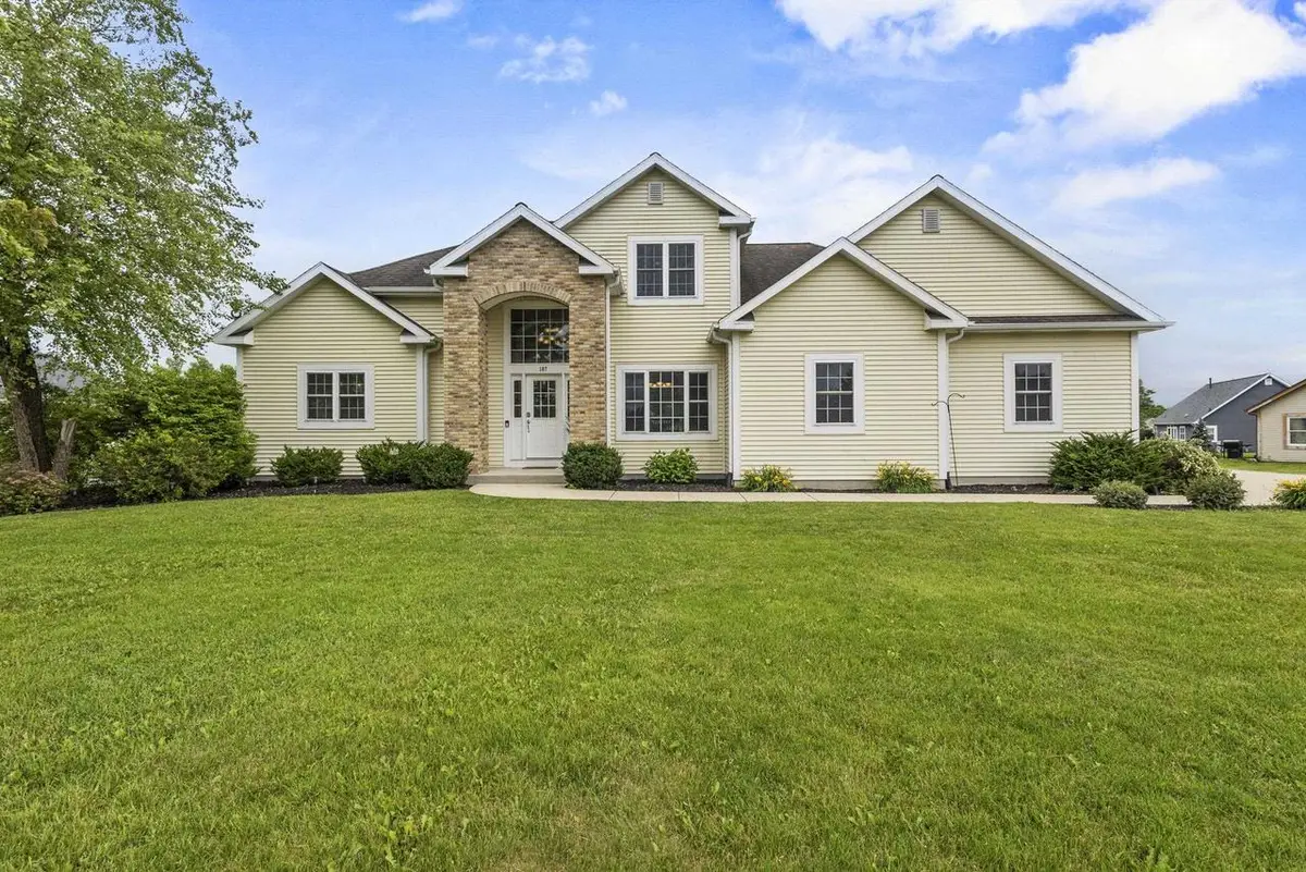 107 Red Fox Drive, Johnson Creek, WI 53038 - #1
