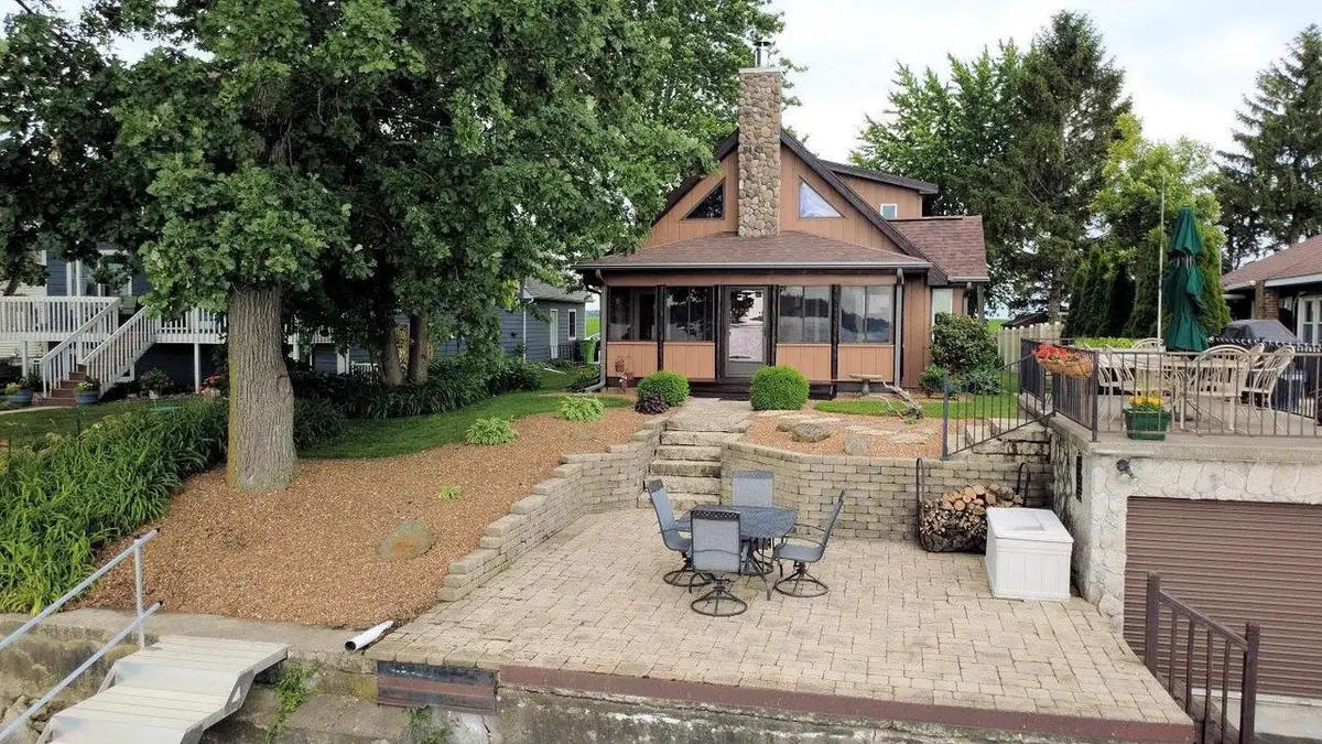 N10598 Howard Drive, Fox Lake, WI 53933 - #1
