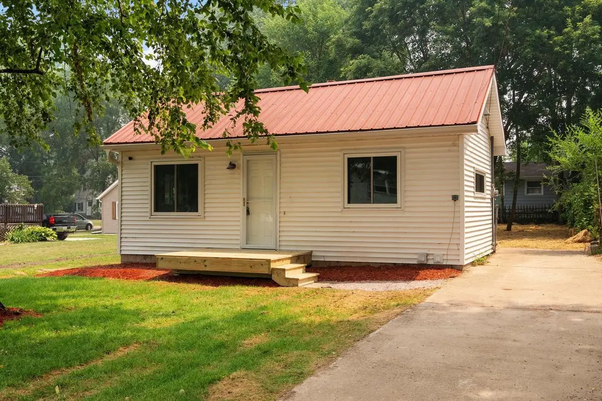 219 Memphis Avenue, Madison, WI 53714 - #1