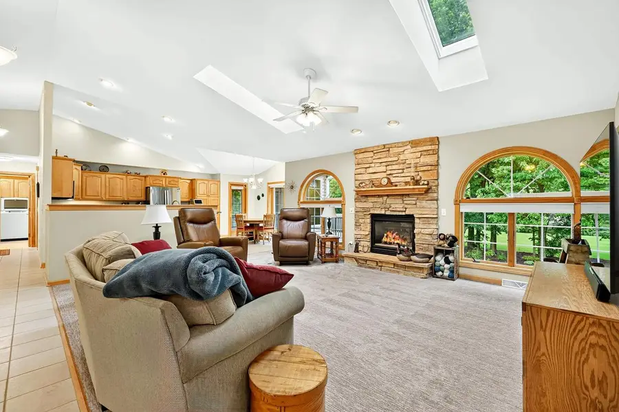 6101 HOLSCHER Road, McFarland, WI 53558 - #3