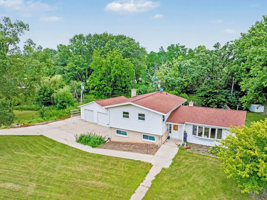 1734 OAKVIEW Drive, Stoughton, WI 53589 - #2