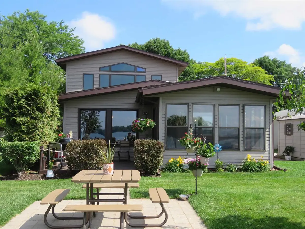 W10243 Del Bern Acres, Fox Lake, WI 53933 - #1