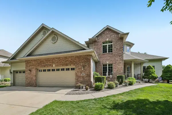 610 Pleasant Valley Parkway, Waunakee, WI 53597