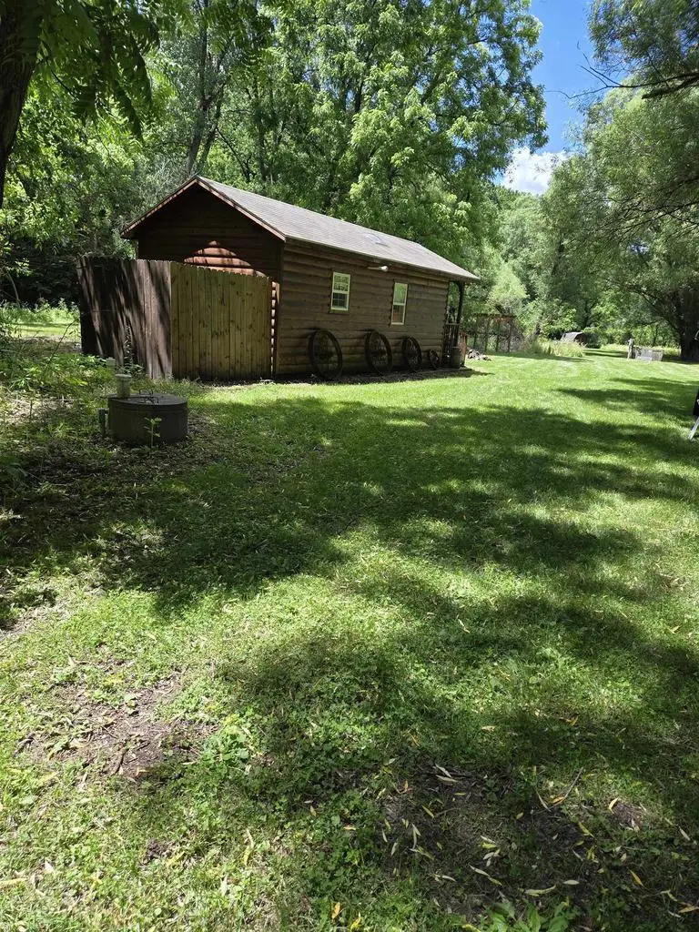 13035 Canyon Falls Road, Mount Hope, WI 53816 - #2